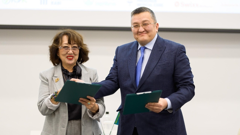 &laquo;Национальный почечный фонд&raquo; и AstraZeneca подписали Меморандум о сотрудничестве